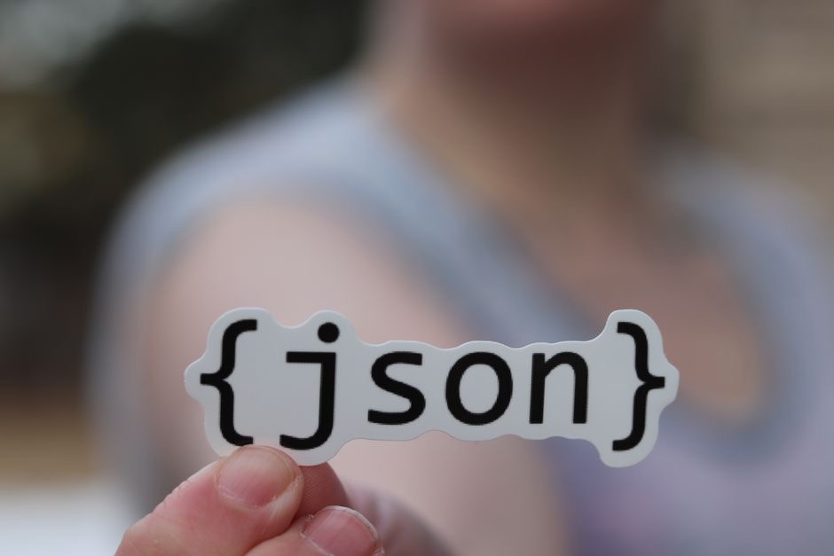 Naviguer dans le JSON d’une API avec Raccourcis